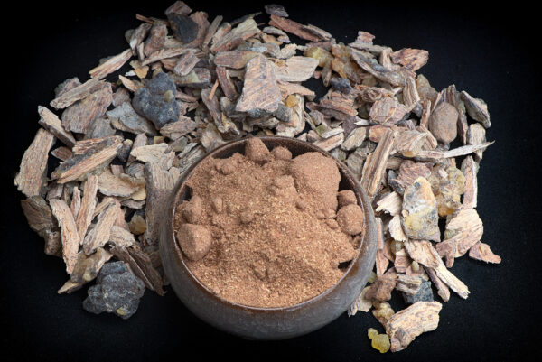 Powder of Janawi (Boswellia dalzielii) bark and resin from Burkina Faso